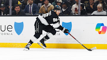 Boston Bruins v Los Angeles Kings