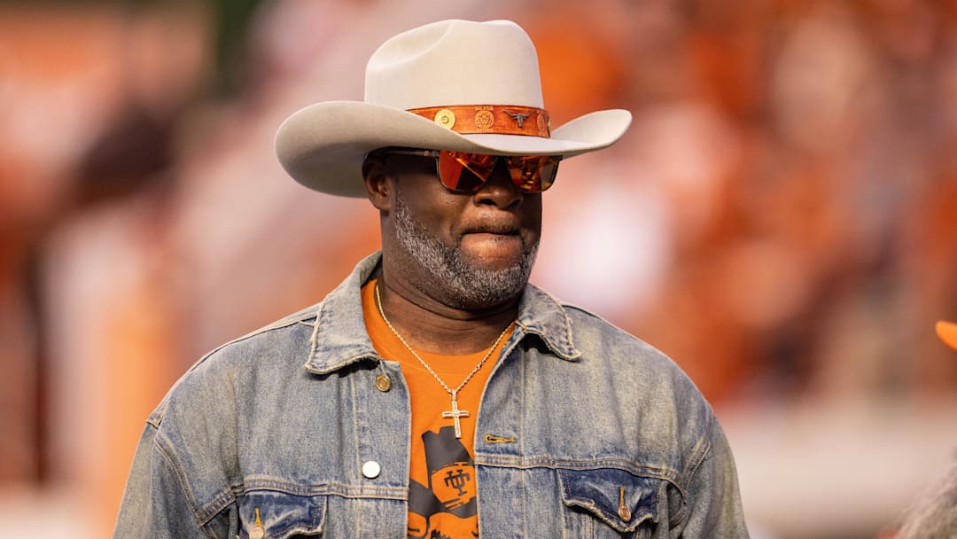 Nov 23, 2024; Austin, Texas, USA; Former Texas Longhorns quarterback Vince Young in attendance against the Kentucky Wildcats during the third quarter at Darrell K Royal-Texas Memorial Stadium. Mandatory Credit: Brett Patzke-Imagn Images