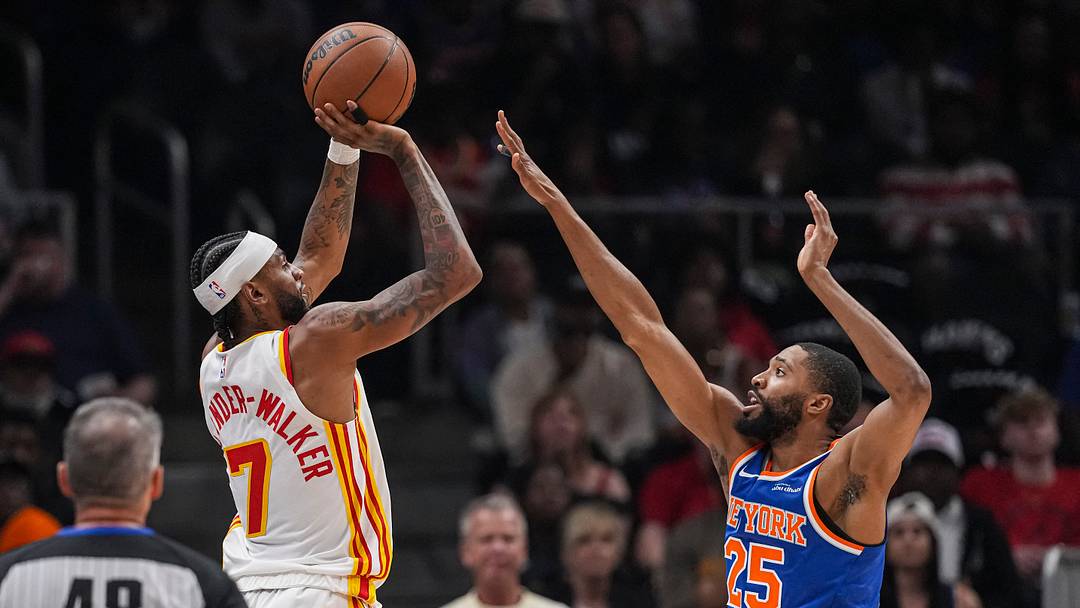 Apr 25, 2026; Atlanta, Georgia, USA; Atlanta Hawks guard Nickeil Alexander-Walker (7) shoots over New York Knicks guard Mikal Bridges (25) during the first half at State Farm Arena. Mandatory Credit: Dale Zanine-Imagn Images Apr 25, 2026; Atlanta, Georgia, USA; Atlanta Hawks guard Nickeil Alexander-Walker (7) shoots over New York Knicks guard Mikal Bridges (25) during the first half at State Farm Arena. Mandatory Credit: Dale Zanine-Imagn Images
