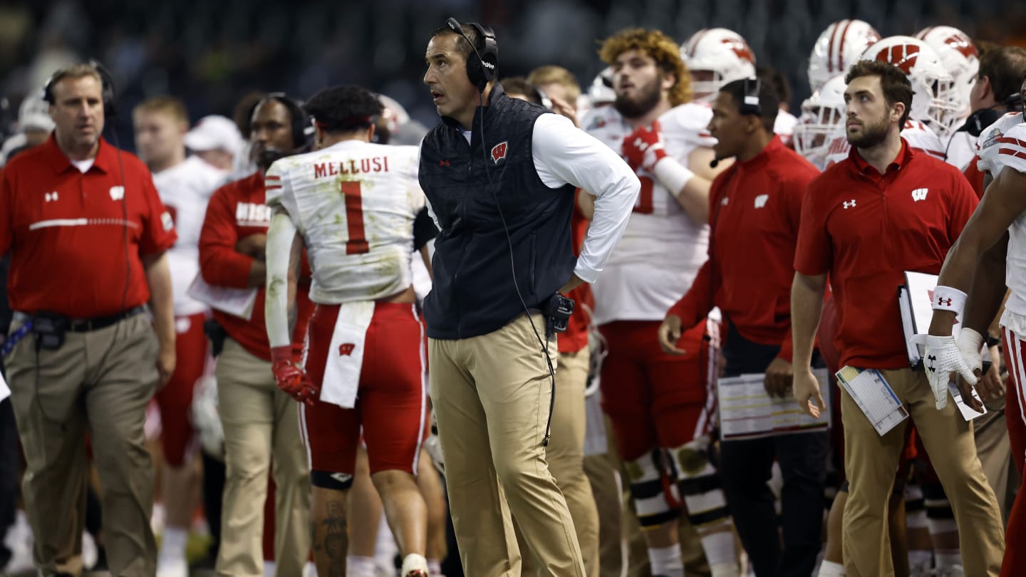 Badgers Targeting Notre Dame Recruiter for Director of Player Personnel