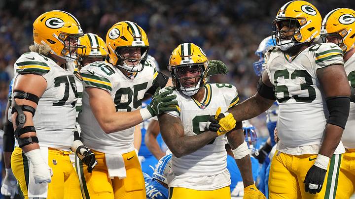 Green Bay Packers v Detroit Lions