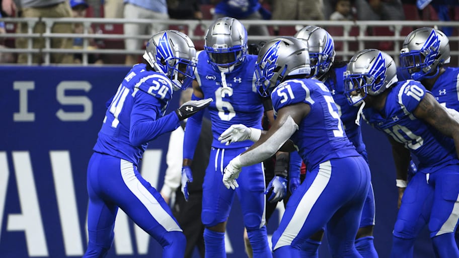 St. Louis Battlehawks.