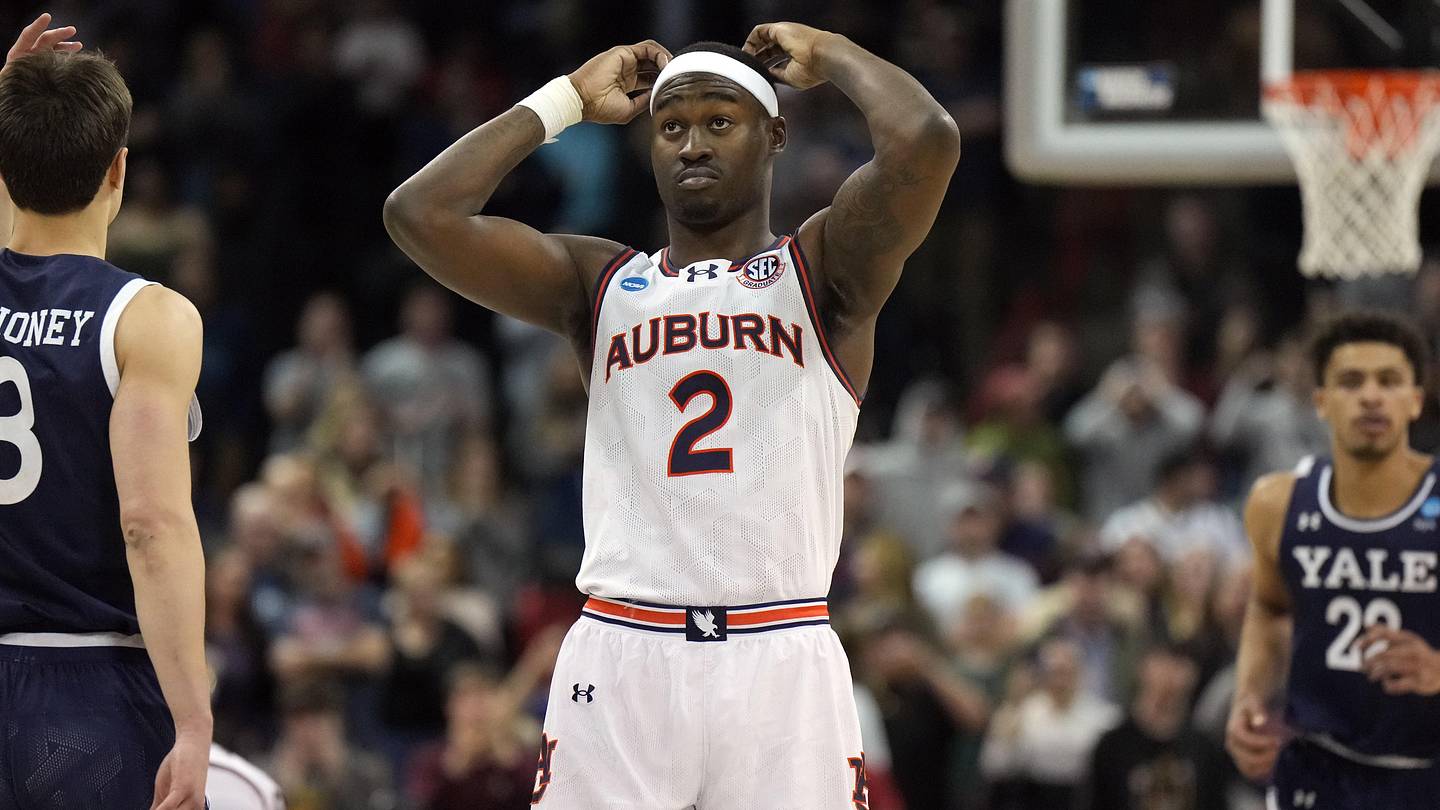 Everyone is trolling the SEC after dismal Round 1 March Madness showing - Vimarsana News