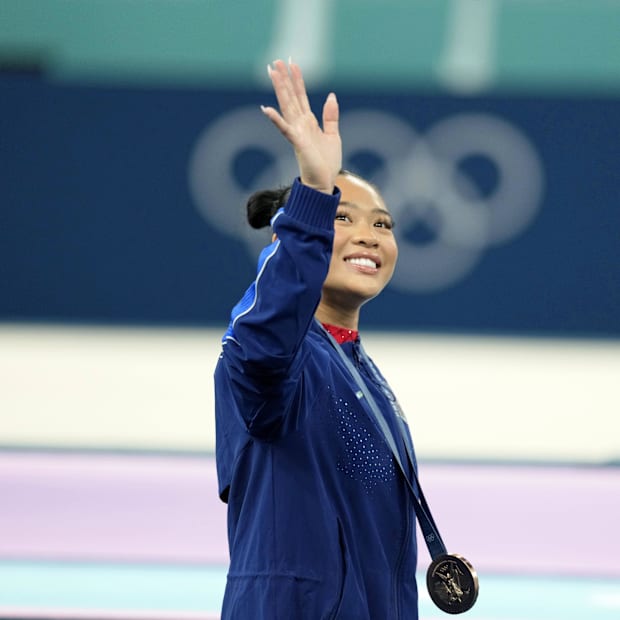 Sunisa Le