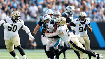 Saints outside linebacker Pete Werner (20) hopes to recover from hand injury to play against Cleveland on Sunday in the Superdome.