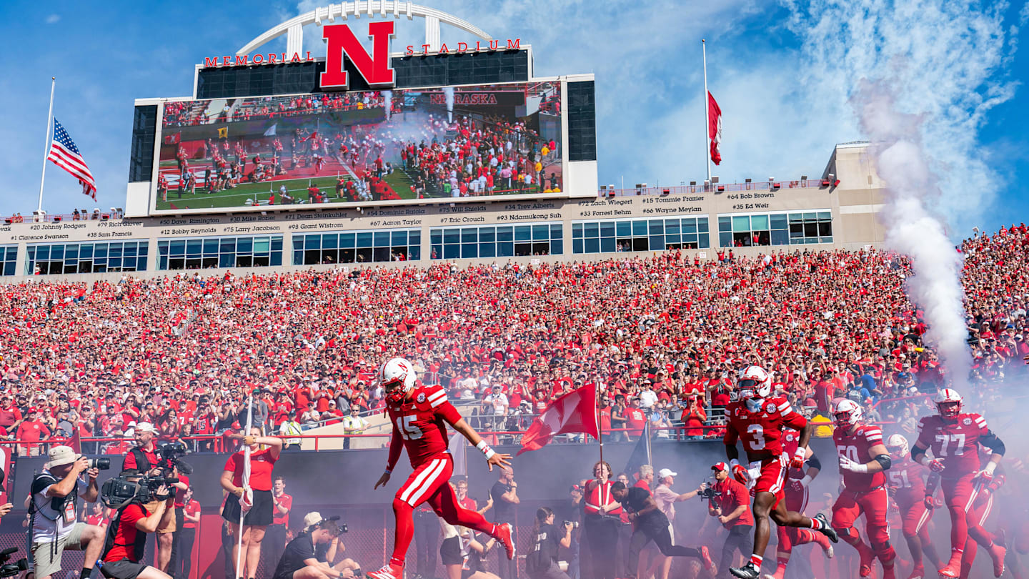Four-Star 2027 Edge Receives Offer From Nebraska