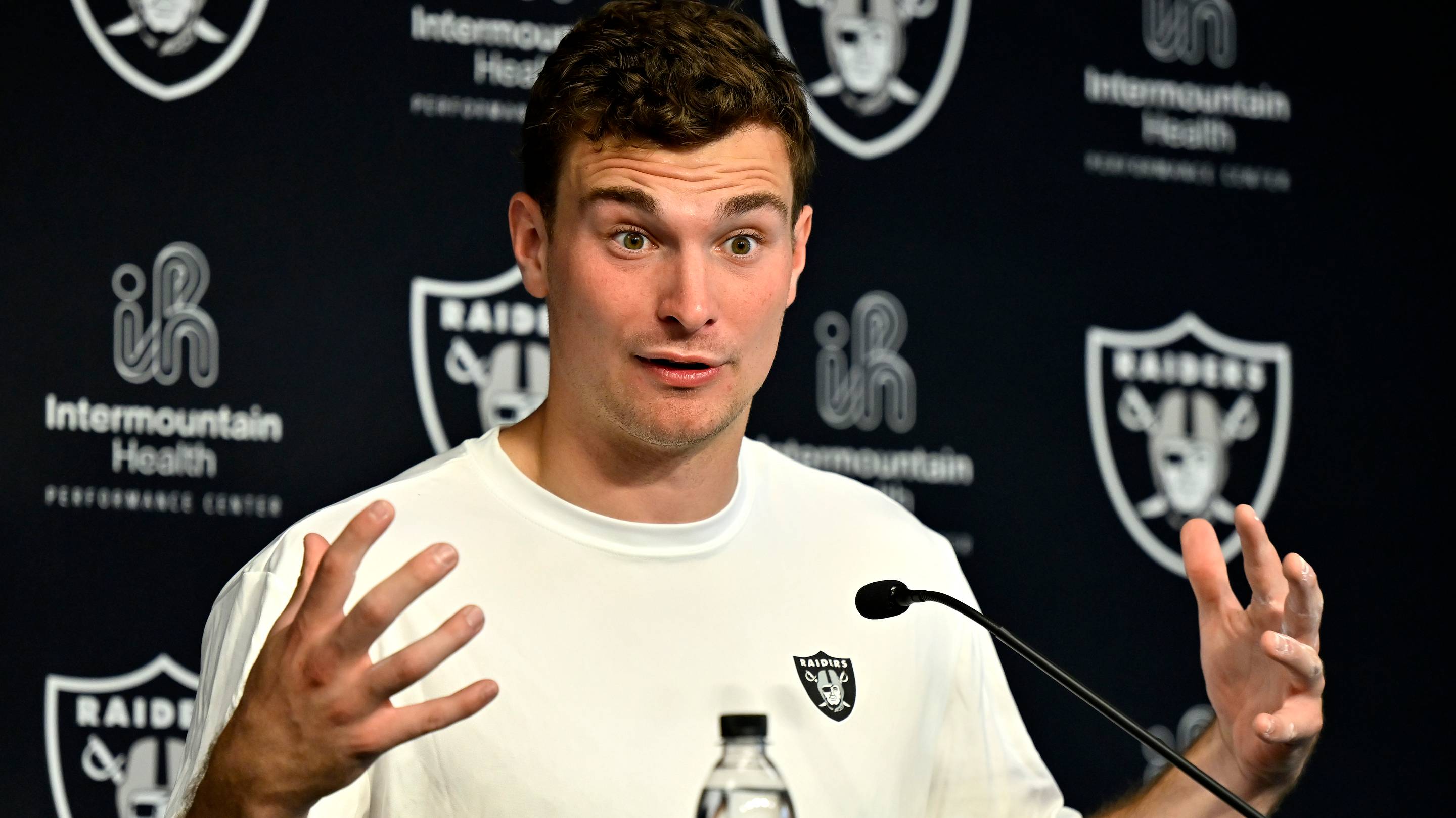 Raiders rookie QB Fernando Mendoza can learn these 3 lessons from Tom Brady
