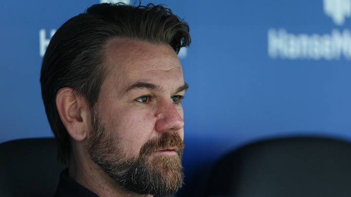 Nimmt nach den Fan-Pfiffen beim HSV den Druck vom Kessel Kölns Sport-Geschäftsführer Thomas Kessler Nimmt nach den Fan-Pfiffen beim HSV den Druck vom Kessel Kölns Sport-Geschäftsführer Thomas Kessler