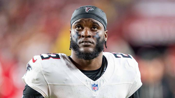Atlanta Falcons safety Demarcco Hellams 