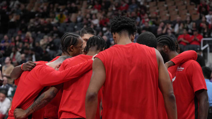 Nov 6, 2022; Toronto, Ontario, CAN; The Chicago Bulls players huddle prior to the start against the Toronto Raptors at Scotiabank Arena. Mandatory Credit: Nick Turchiaro-USA TODAY Sports