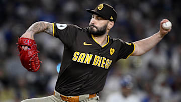 Division Series - San Diego Padres v Los Angeles Dodgers - Game 2