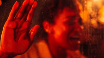 Sophie Wilde as Mia in Talk to Me