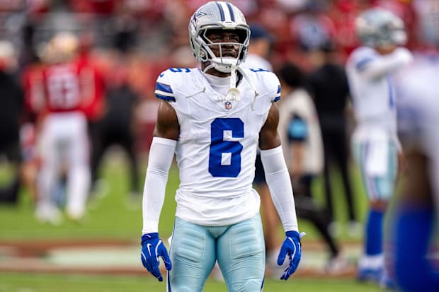 Cowboys safety Donovan Wilson during warmups before the start of the game against the San Francisco 49ers at Levi's Stadium.