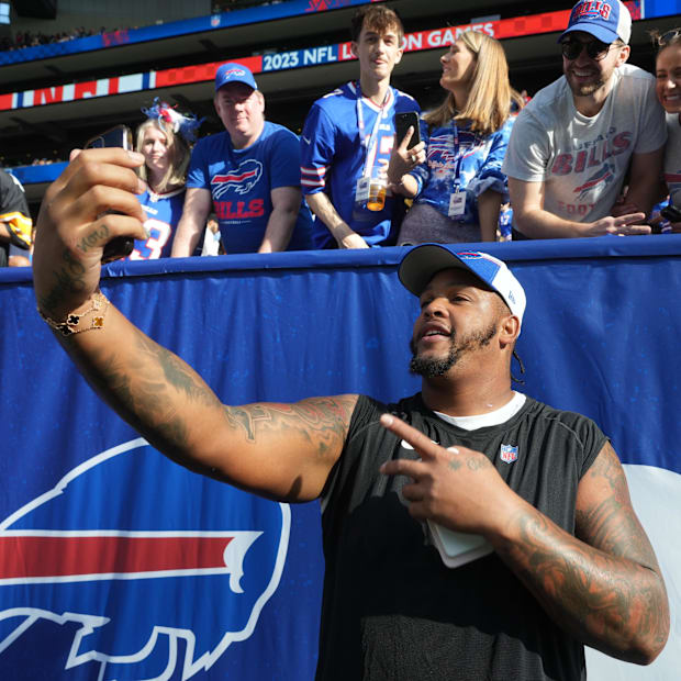 Hallmark Channel #39 s #39 Countdown to Christmas #39 schedule featuring Bills