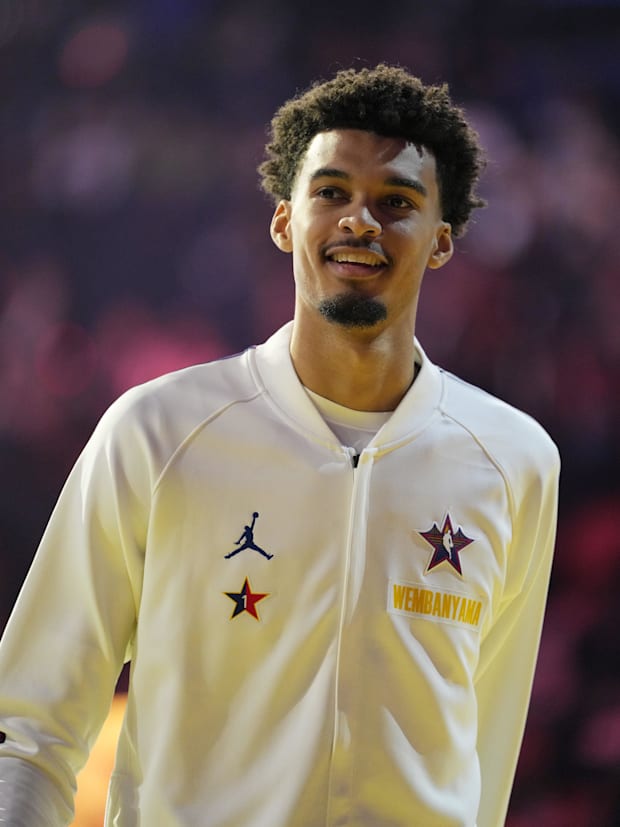 Chuck’s Global Stars forward Victor Wembanyama (1) of the San Antonio Spurs warms up before the 2025 NBA All Star Game at Cha