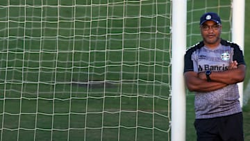 Treinador vê time produzindo o suficiente para vencer jogos