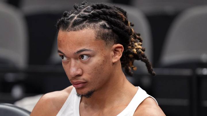 Atlanta Hawks guard Kingston Flemings (4) before game against the San Antonio Spurs at Frost Bank Center on October 8, 2026.