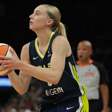 The Dallas Wings are slight underdogs to the Chicago Sky on Wednesday night.