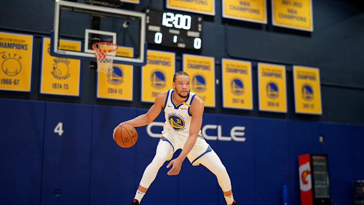 Sep 30, 2024; San Francisco, CA, USA; Golden State Warriors forward Kevin Knox II (31) dribbles the ball during Media Day at the Chase Center. Mandatory Credit: Cary Edmondson-Imagn Images Sep 30, 2024; San Francisco, CA, USA; Golden State Warriors forward Kevin Knox II (31) dribbles the ball during Media Day at the Chase Center. Mandatory Credit: Cary Edmondson-Imagn Images