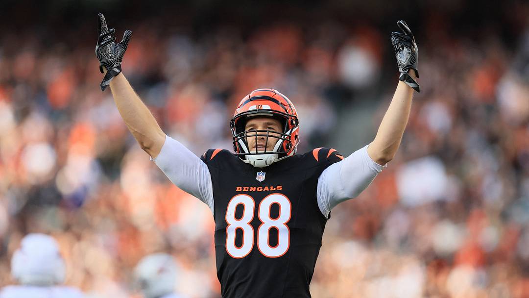 Dec 28, 2025; Cincinnati, Ohio, USA; Cincinnati Bengals tight end Mike Gesicki (88) reacts after a play against the Arizona Cardinals during the second half at Paycor Stadium. Mandatory Credit: Katie Stratman-Imagn Images