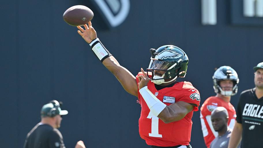 Philadelphia Eagles quarterback Jalen Hurts 