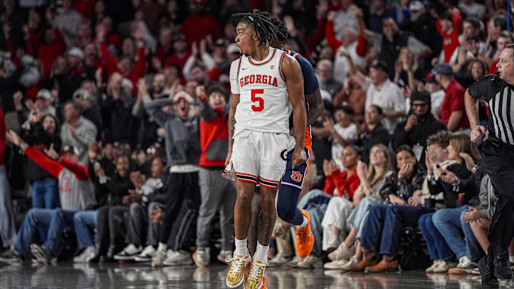 Georgia is a road underdog against Florida in Tuesday's college basketball action.