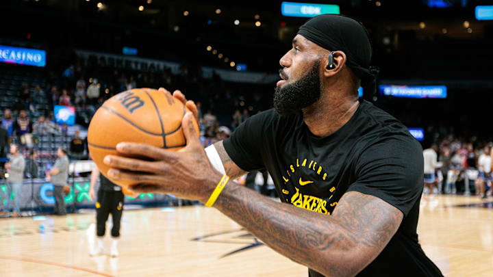 Los Angeles Lakers v Oklahoma City Thunder