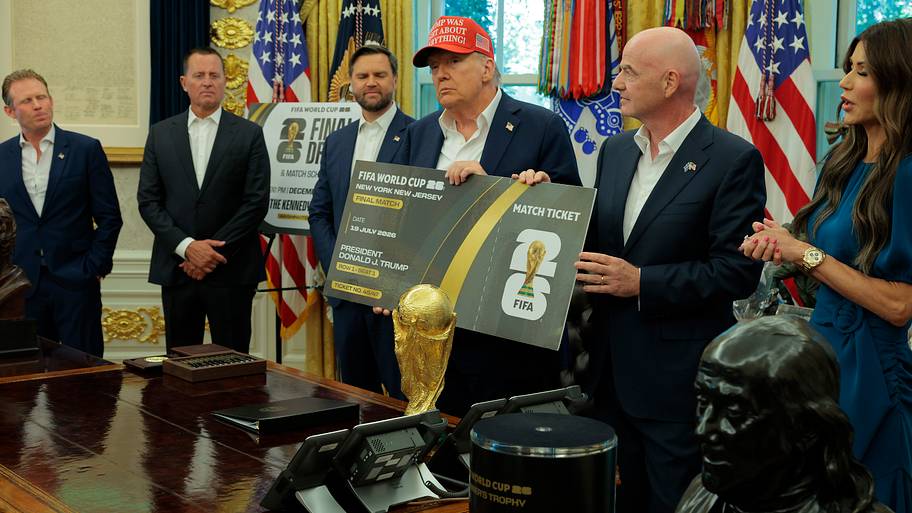FIFA president Gianni Infantino (right) posing with Donald Trump.