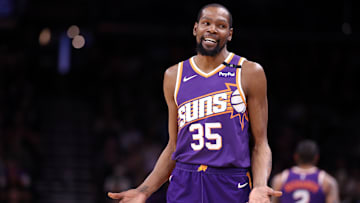 Toronto Raptors v Phoenix Suns
