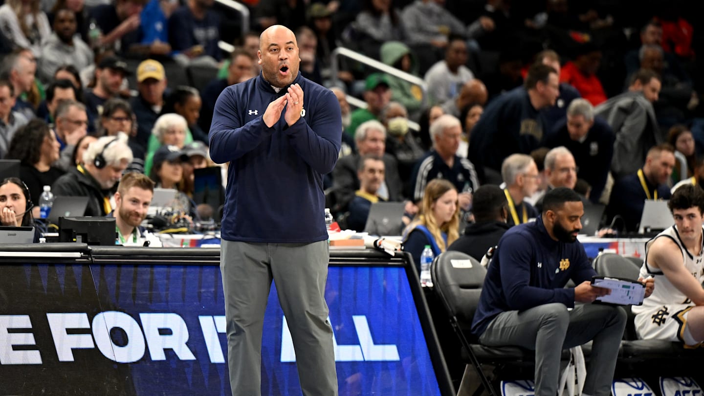 Notre Dame Melawan cita rasa khas Irlandia: Membumikan Stonehill Skyhawks