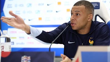 Mbappé está perto dos 50 gols com a camisa dos Bleus 