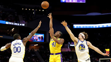 Los Angeles Lakers v Golden State Warriors
