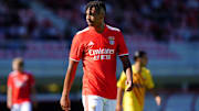 Cher Ndour é meia do Benfica e tem apenas 17 anos