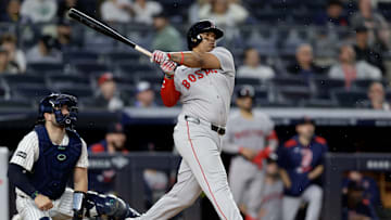 Devers tiene 30 jonrones ante los Yankees 