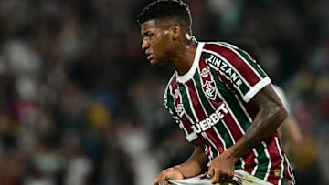Hércules é titular absoluto do meio-campo