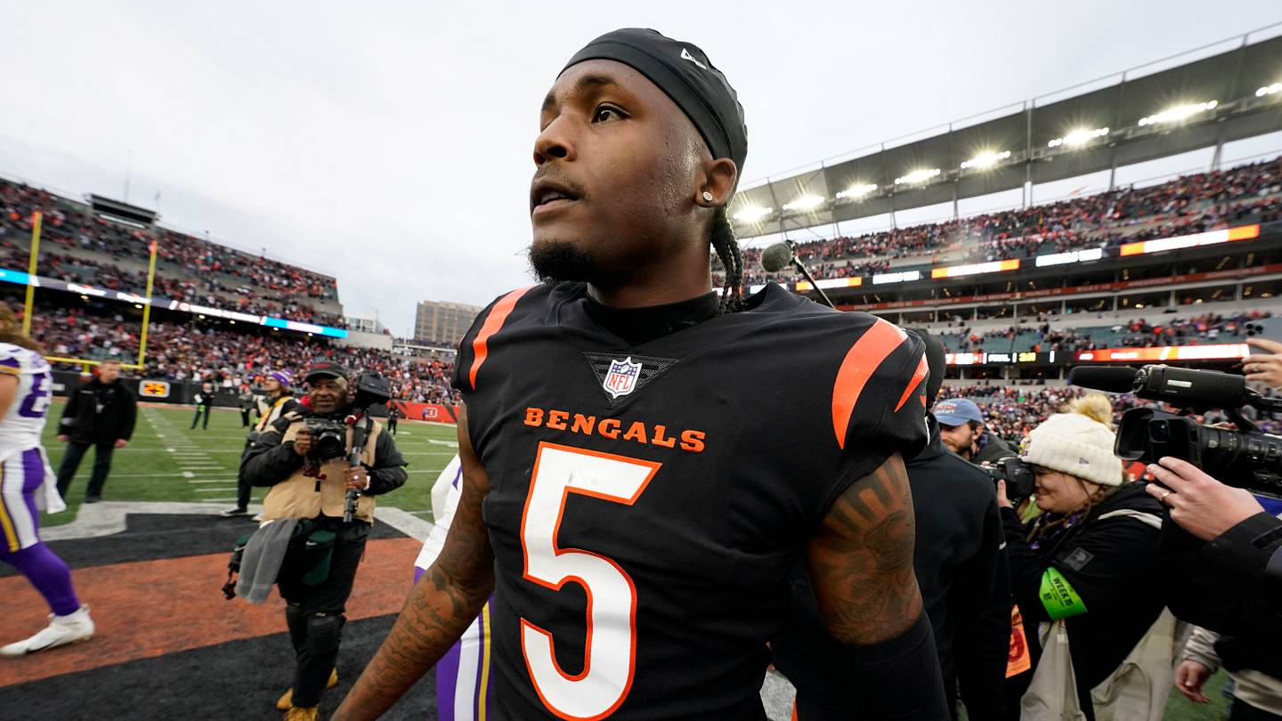Tee Higgins rumored feelings toward Bengals could make trade best option - Vimarsana News