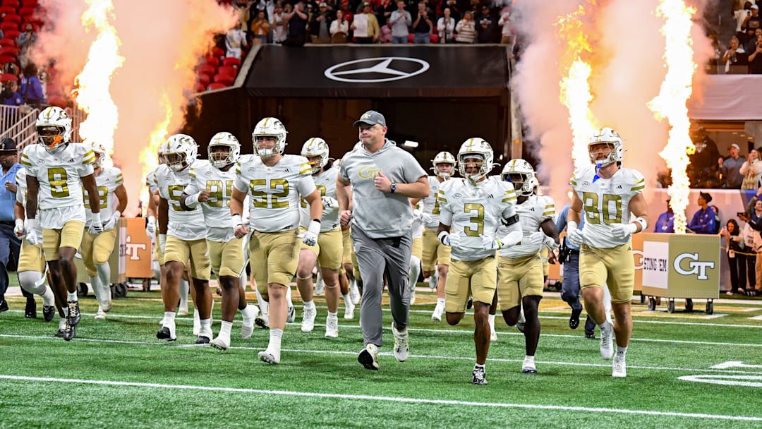 COLLEGE FOOTBALL: NOV 28 Invesco QQQ Atlanta Gridiron Classic Georgia vs Georgia Tech