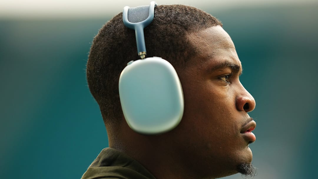 Miami Dolphins running back De"Von Achane