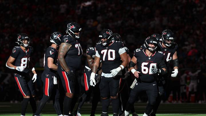 Nov 9, 2025; Houston, Texas, USA; Houston Texans center Juice Scruggs (70) and the offensive line break from a huddle against the Jacksonville Jaguars in the fourth quarter at NRG Stadium. Mandatory Credit: Thomas Shea-Imagn Images
