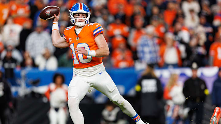 Las Vegas Raiders v Denver Broncos - NFL 2025