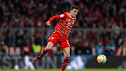 Benjamin Pavard steht auch bei den Red Devils auf der Liste