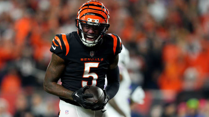 Cincinnati Bengals wide receiver Tee Higgins (5) reacts after completing a catch in the fourth quarter during a Week 9 NFL football game Cincinnati Bengals wide receiver Tee Higgins (5) reacts after completing a catch in the fourth quarter during a Week 9 NFL football game