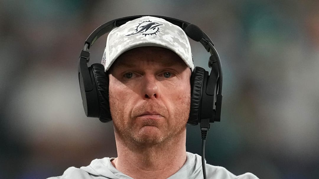 Miami Dolphins offensive line coach Butch Barry