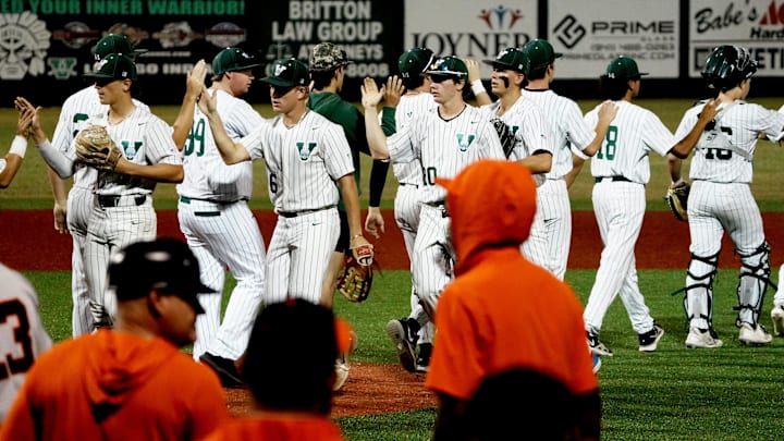 Venice (Florida) moves into our top 25 at No. 12 after winning the USA Baseball National High School Invitational in Cary, North Carolina last week. Venice (Florida) moves into our top 25 at No. 12 after winning the USA Baseball National High School Invitational in Cary, North Carolina last week.