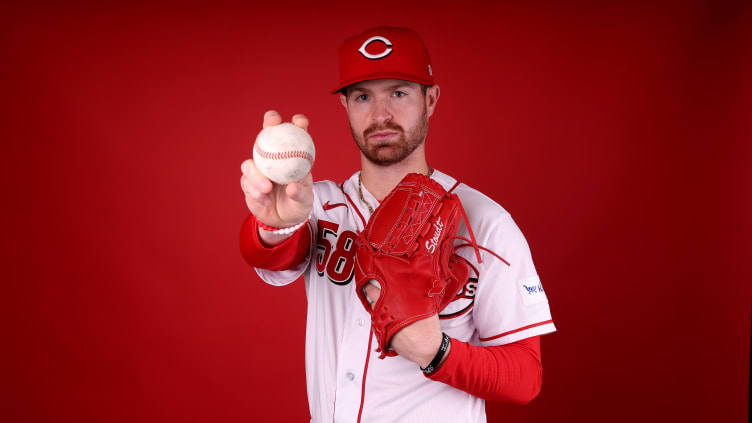 Cincinnati Reds pitcher Levi Stoudt