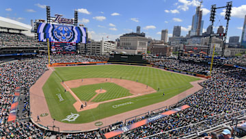 Toronto Blue Jays v Detroit Tigers
