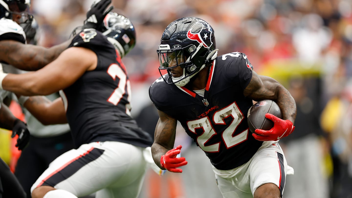 Laporan: Viking menambah kedalaman berlari, menukar Cam Akers