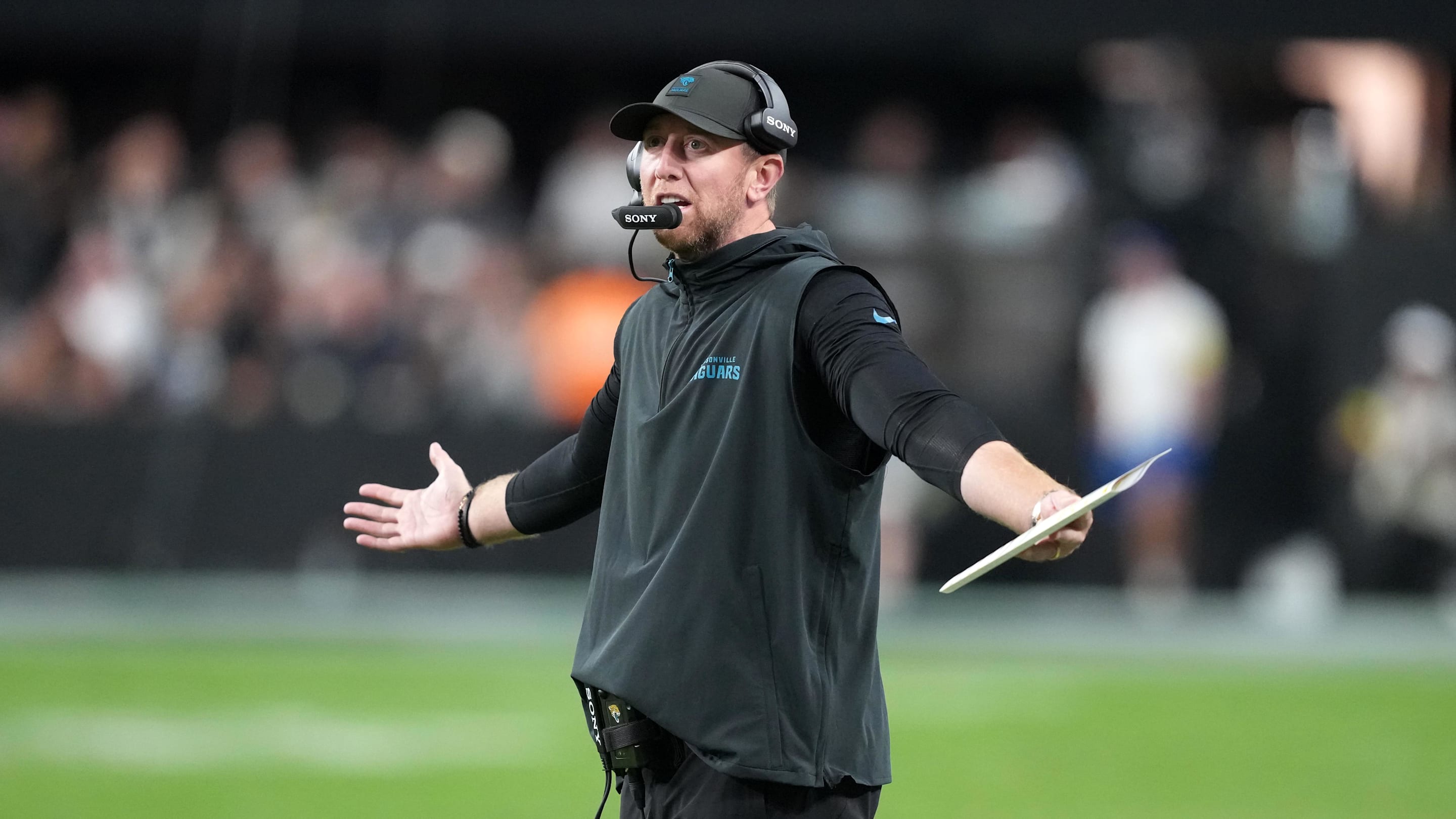 Liam Coen’s Blunt Instant Reaction to Jaguars’ Ugly Loss to Texans Said It All
