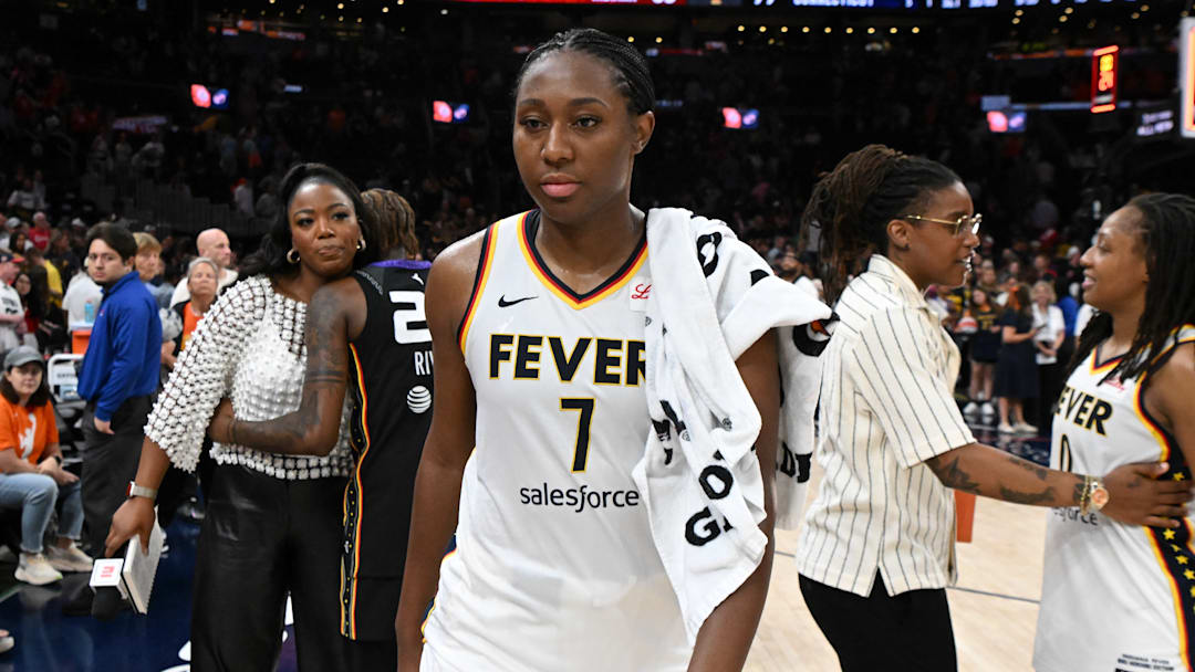 Indiana Fever v Connecticut Sun