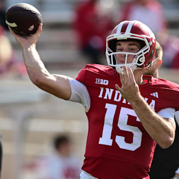 Indiana Hoosiers quarterback Fernando Mendoza is the favorite to win the Heisman.